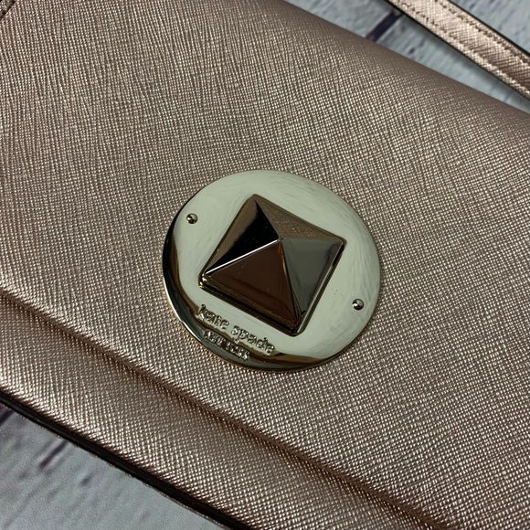 Kate Spade Purse - Picture 3 of 3
